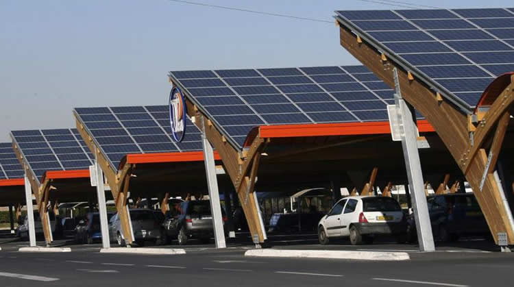 Sugieren que las Estaciones de Servicio del futuro tengan la mayor superficie cubierta posible para producir energía
