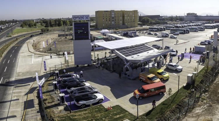 Se inauguró  la primera “Electroestación de Servicio” de América Latina