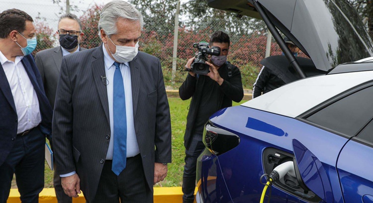 Confirman que las Estaciones de Servicio quedaron afuera de la ley de movilidad sustentable