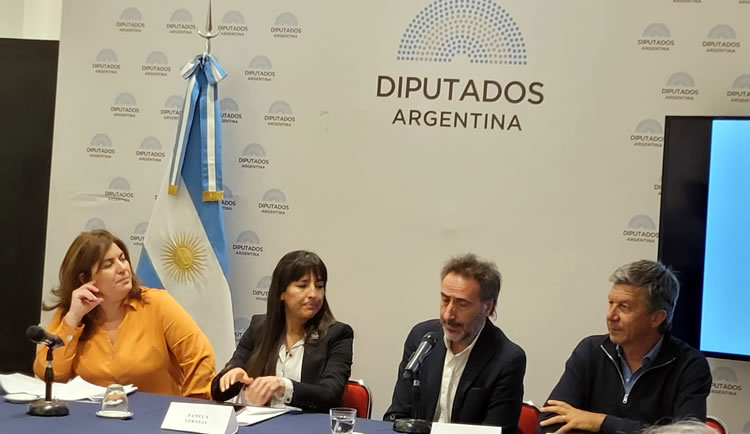 Impulsan un combustible que permitiría que las Estaciones de Servicio no sufran de desabastecimiento en el futuro